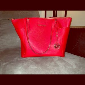Michael Kors purse